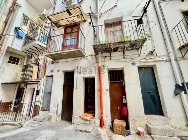 appartamento in vendita a Palermo in zona Centro storico