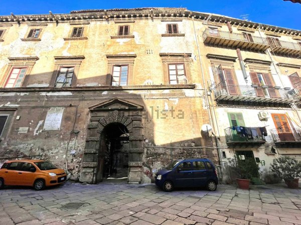 appartamento in vendita a Palermo in zona San Lorenzo