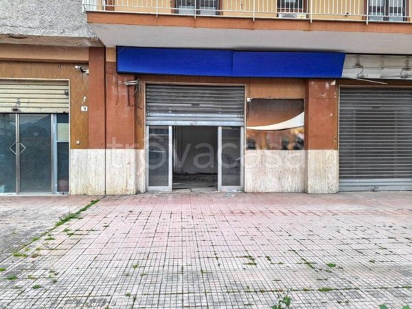 negozio in vendita a Palermo