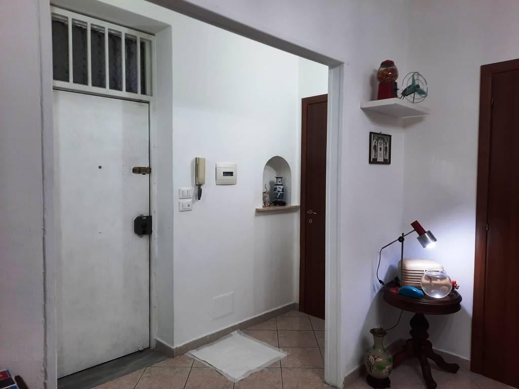 appartamento in vendita a Palermo in zona Zisa