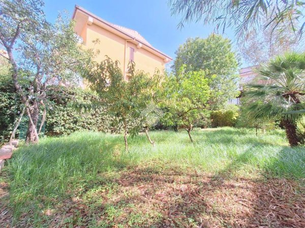 casa indipendente in vendita a Palermo in zona Pallavicino