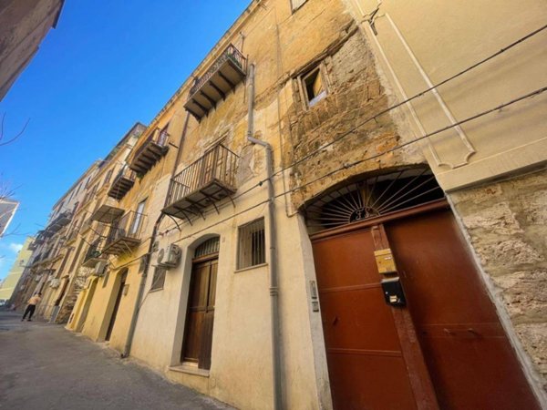 appartamento in vendita a Palermo in zona Centro storico