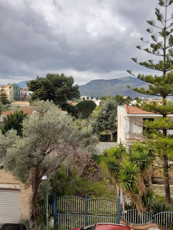 appartamento in vendita a Palermo in zona Pallavicino