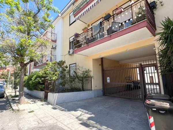 appartamento in vendita a Palermo in zona Partanna