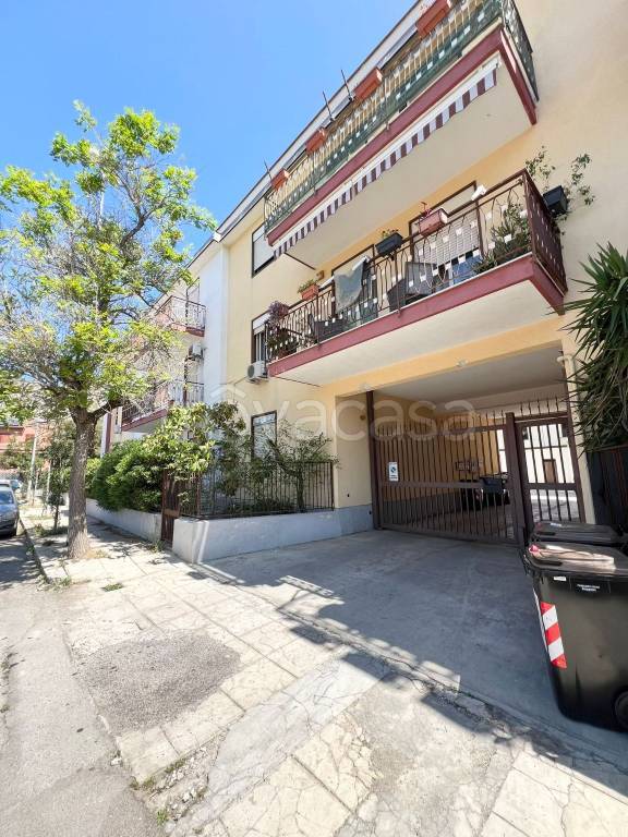 appartamento in vendita a Palermo in zona Partanna