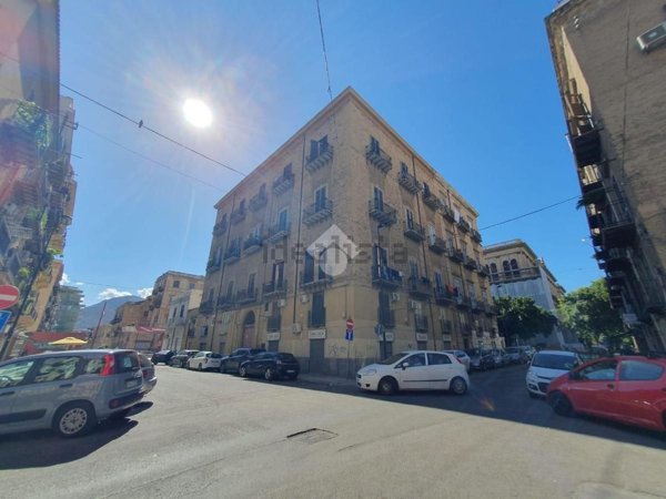 appartamento in vendita a Palermo in zona Oreto