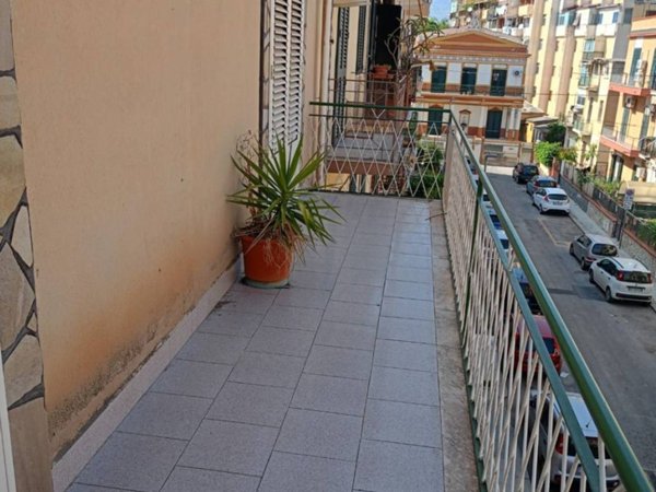 appartamento in vendita a Palermo in zona San Lorenzo
