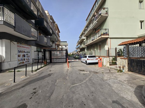 casa indipendente in vendita a Palermo in zona San Lorenzo