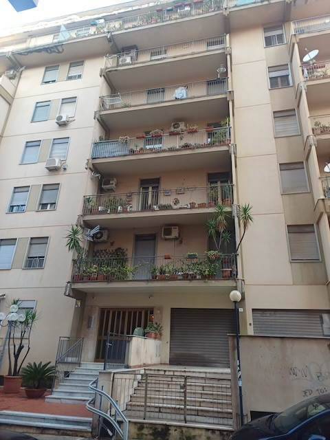 appartamento in vendita a Palermo in zona San Lorenzo