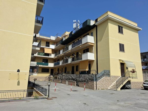 appartamento in vendita a Palermo in zona Montegrappa / Santa Rosalia