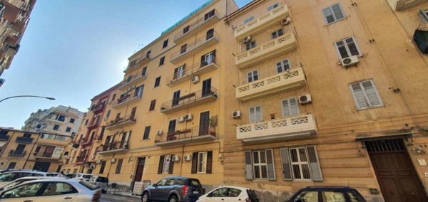 appartamento in vendita a Palermo in zona Zisa