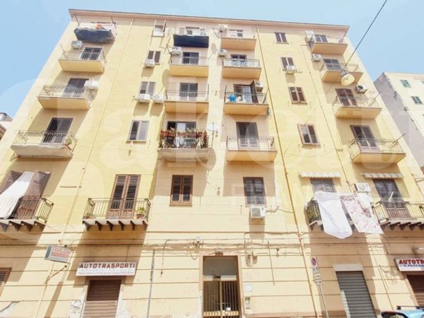 appartamento in vendita a Palermo in zona Montegrappa / Santa Rosalia