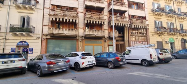 appartamento in vendita a Palermo in zona Libertà