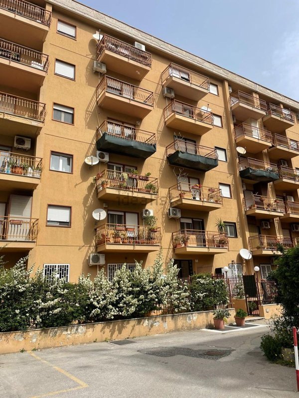 appartamento in vendita a Palermo
