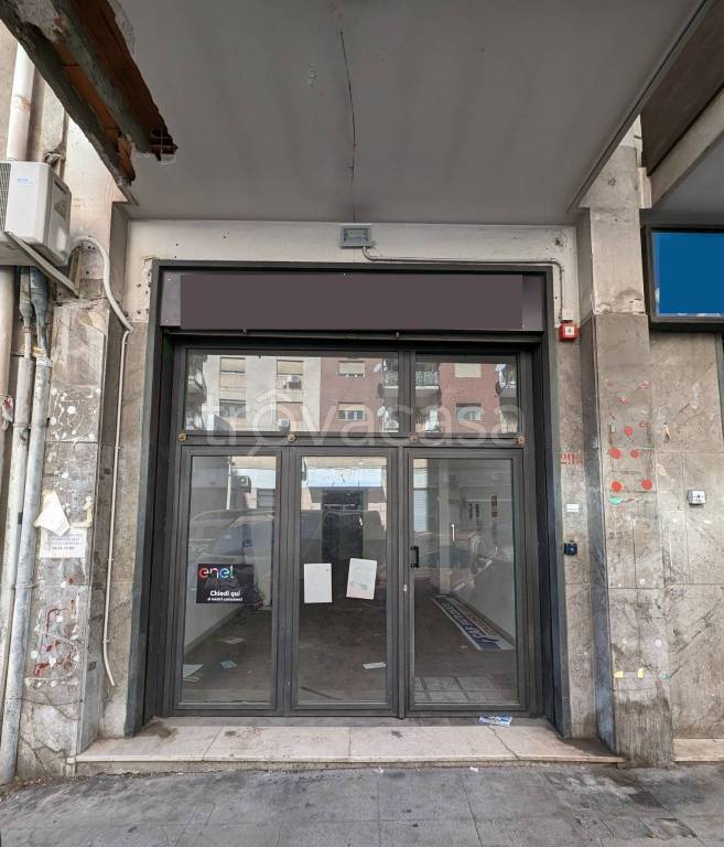 negozio in vendita a Palermo in zona Libertà