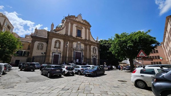 appartamento in vendita a Palermo in zona Centro storico