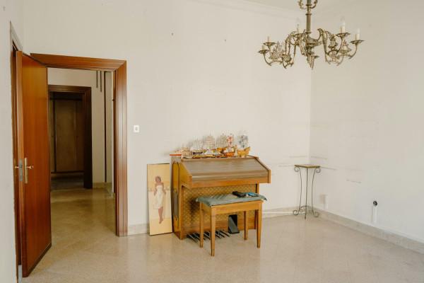 appartamento in vendita a Palermo in zona Montegrappa / Santa Rosalia