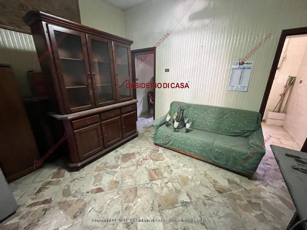 appartamento in vendita a Palermo in zona Montegrappa / Santa Rosalia