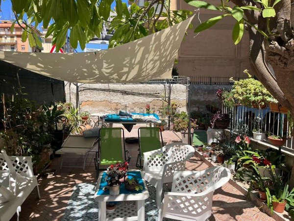 appartamento in vendita a Palermo in zona Roccella