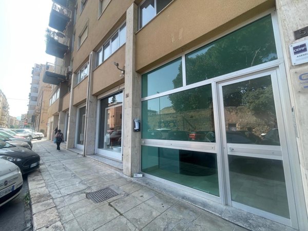 casa indipendente in vendita a Palermo