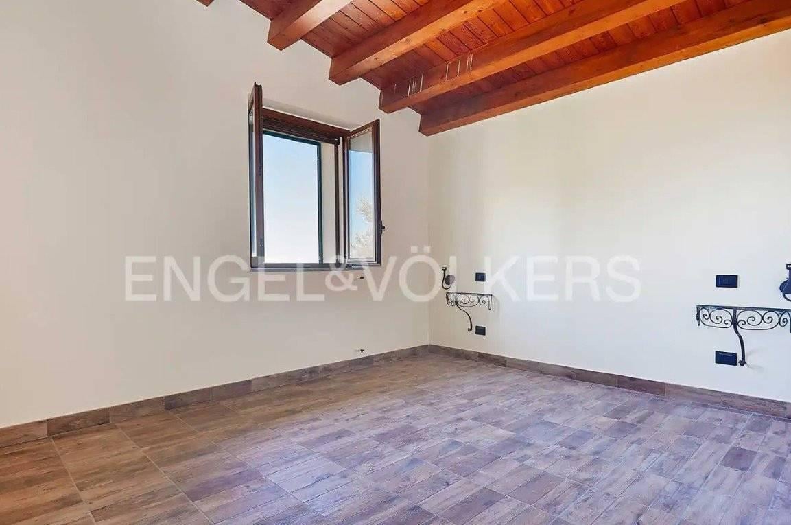 casa indipendente in vendita a Palermo in zona Sferracavallo