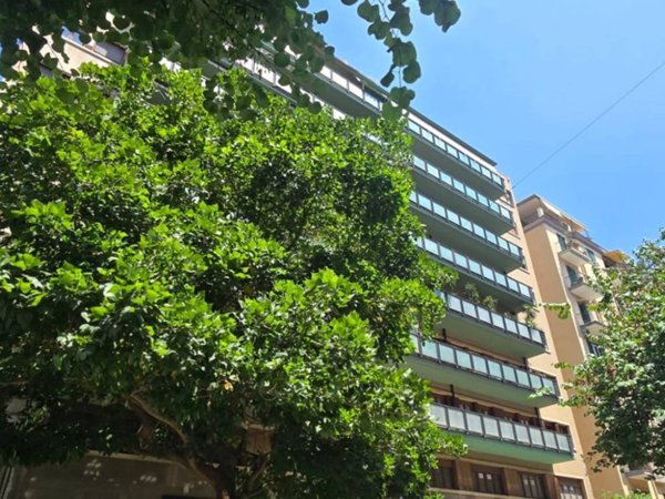 appartamento in vendita a Palermo in zona Politeama
