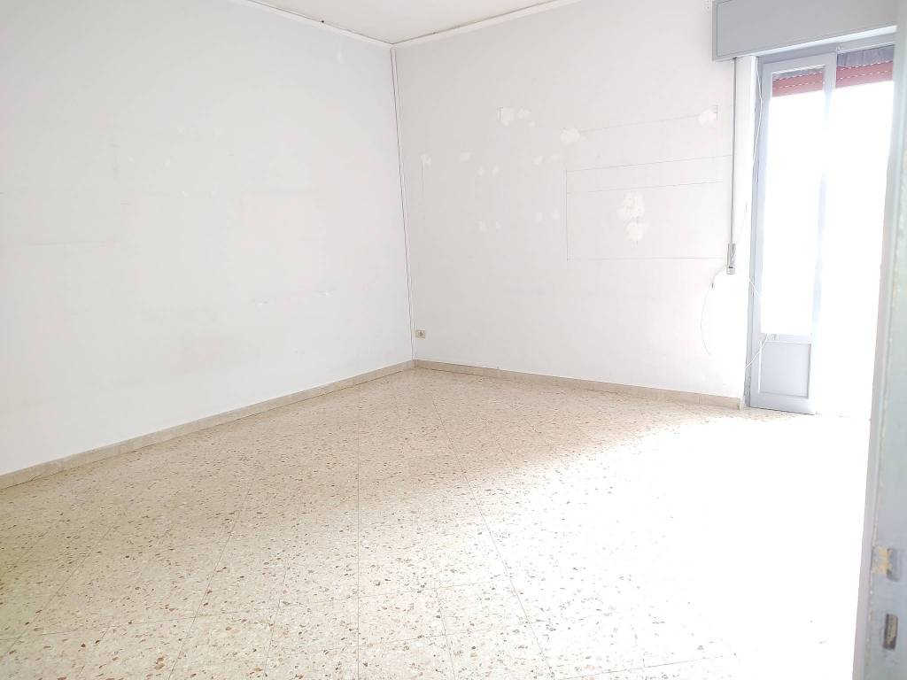 appartamento in vendita a Palermo in zona Malaspina/Palagonia