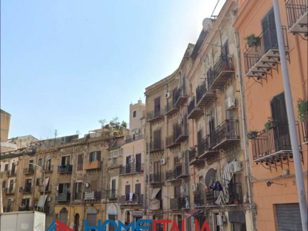 negozio in vendita a Palermo in zona Centro storico