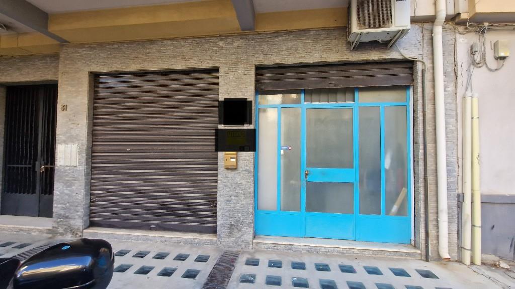 ufficio in vendita a Palermo in zona Libertà