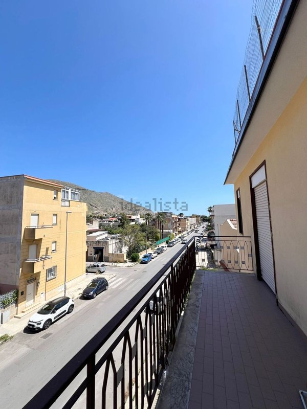 appartamento in vendita a Palermo in zona Partanna