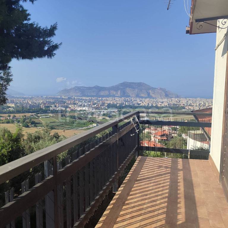 appartamento in vendita a Palermo in zona Baida