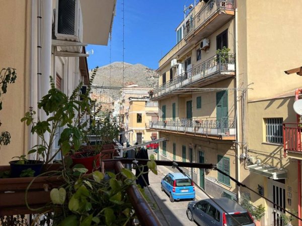 appartamento in vendita a Palermo in zona Mondello