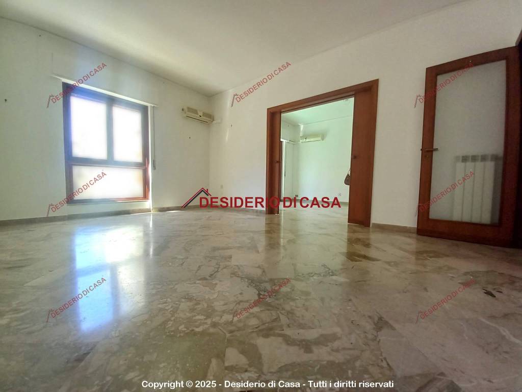 appartamento in vendita a Palermo in zona Politeama