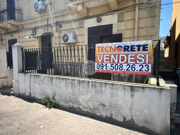 appartamento in vendita a Palermo in zona Acqua dei Corsari