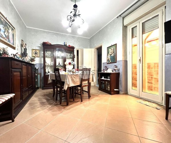 appartamento in vendita a Palermo in zona Roccella