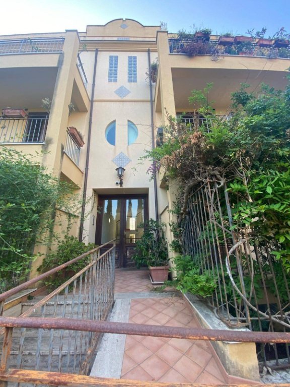 appartamento in vendita a Palermo in zona Tommaso Natale
