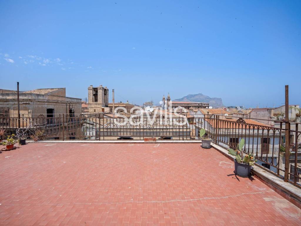 appartamento in vendita a Palermo in zona Centro storico