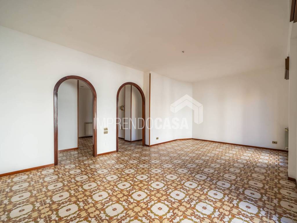 appartamento in vendita a Palermo in zona Montegrappa / Santa Rosalia