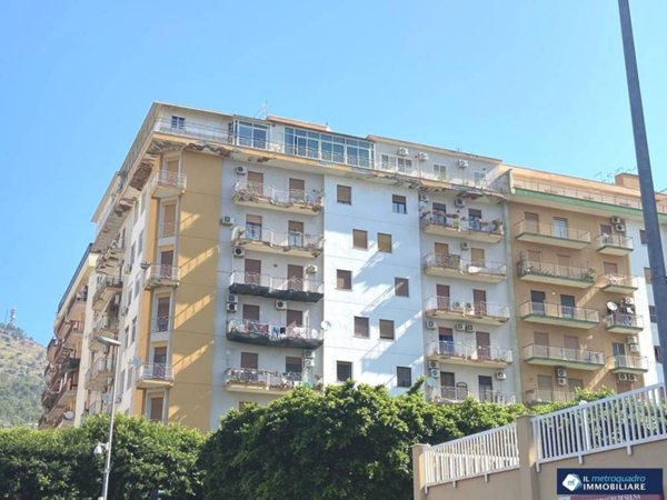 appartamento in vendita a Palermo in zona Montepellegrino