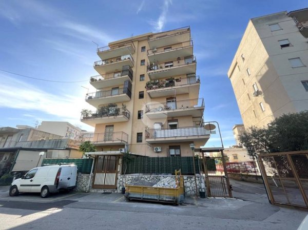 appartamento in vendita a Palermo in zona Altarello