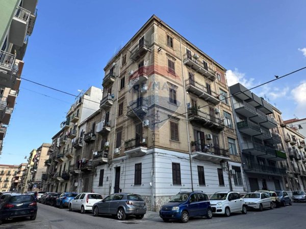 appartamento in vendita a Palermo in zona Oreto
