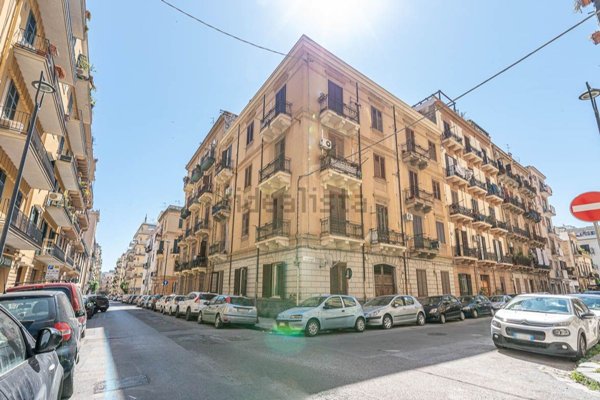 appartamento in vendita a Palermo in zona Libertà