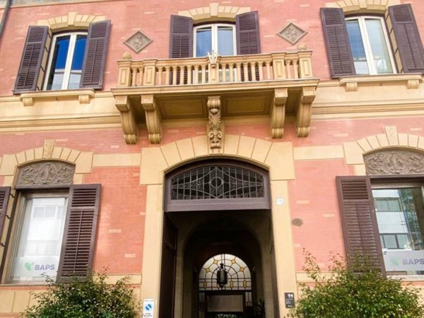 ufficio in vendita a Palermo in zona Libertà