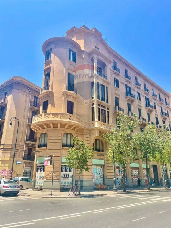 appartamento in vendita a Palermo in zona Centro storico