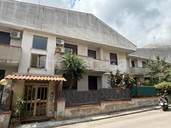 appartamento in vendita a Palermo in zona Borgo Nuovo