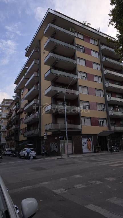 appartamento in vendita a Palermo in zona Zisa