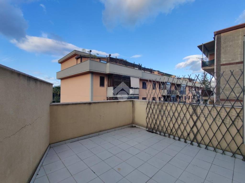 appartamento in vendita a Palermo in zona Chiavelli