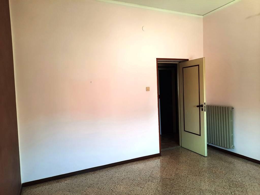 appartamento in vendita a Palermo in zona Montegrappa / Santa Rosalia