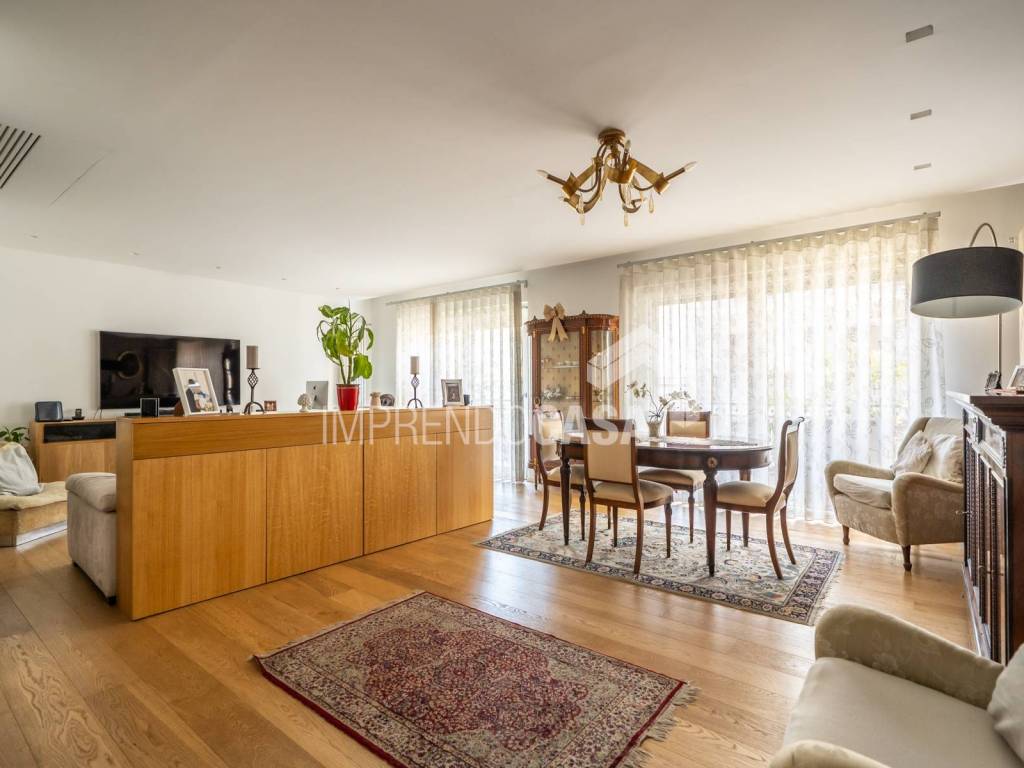 appartamento in vendita a Palermo in zona Libertà