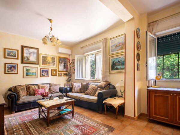 appartamento in vendita a Palermo in zona Baida